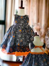 Load image into Gallery viewer, Spooky Dress
