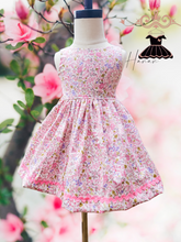 Load image into Gallery viewer, Pink floral dress
